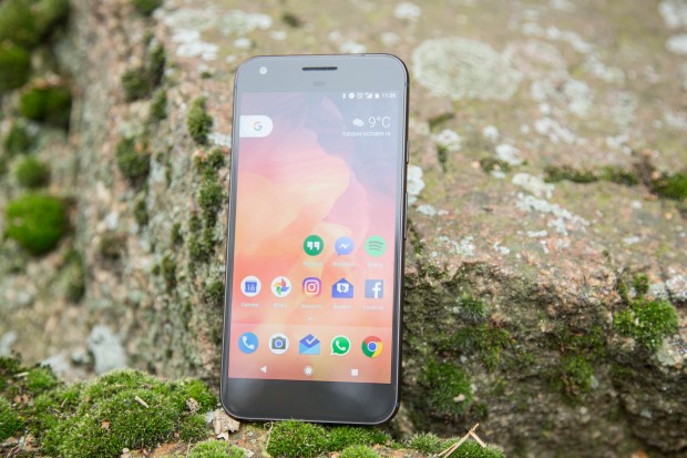 Das Pixel XL ist ab 900 Euro erhältlich. (Bild: Martin Wolf/Golem.de)