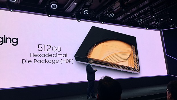 In jedem Package stecken bis zu 16 Dies mit jeweils 256 GBit, genannt V-NAND v3 (Foto: Andreas Sebayang/Golem.de)