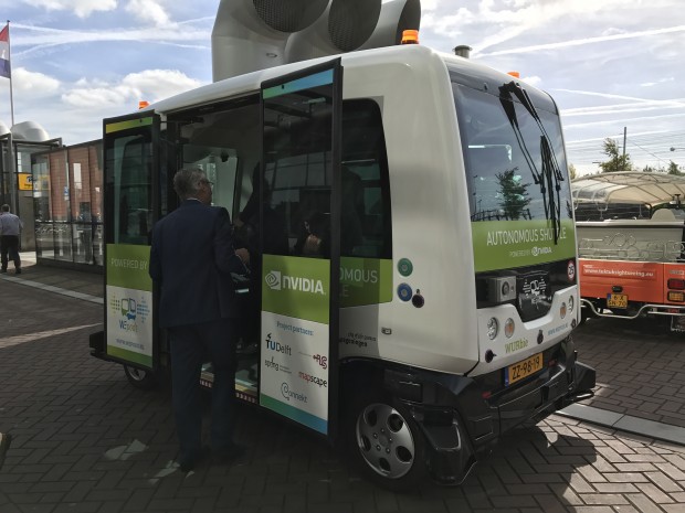 Der Wurbie fährt auf einer Teststrecke in den Niederlanden komplett autonom. (Bild: Tobias Költzsch/Golem.de)