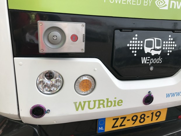 Kameras, Sensore, Radar und Lidar sorgen dafür, dass Wurbie Hindernisse in der Umgebung erkennt. (Bild: Tobias Költzsch/Golem.de)