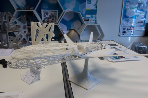 So soll die Zukunft aussehen: Am Concept Plane zeigt Airbus, ... (Foto: Werner Pluta/Golem.de)