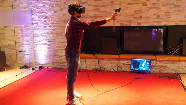 Das Holocaf&eacute; verf&uuml;gt &uuml;ber acht leistungsstarke Spielstationen f&uuml;r Solisten wie auch Gruppen. (Quelle: Medienagentur Plassma)