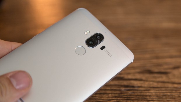 Die Dual-Kamera des Mate 9 (Bild: Tobias K&ouml;ltzsch/Golem.de)