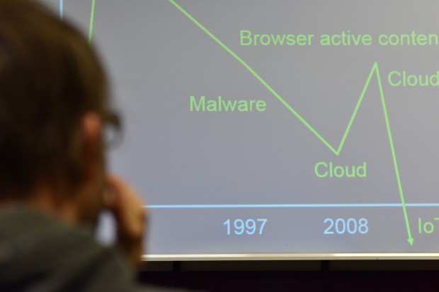 Marcus Ranum während seiner Ansprache (Bild: Joanna Pianka/Deepsec)