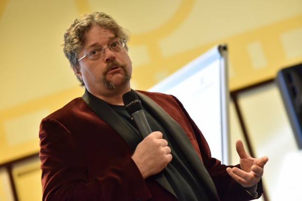 Marcus Ranum während seiner Ansprache (Bild: Joanna Pianka/Deepsec)