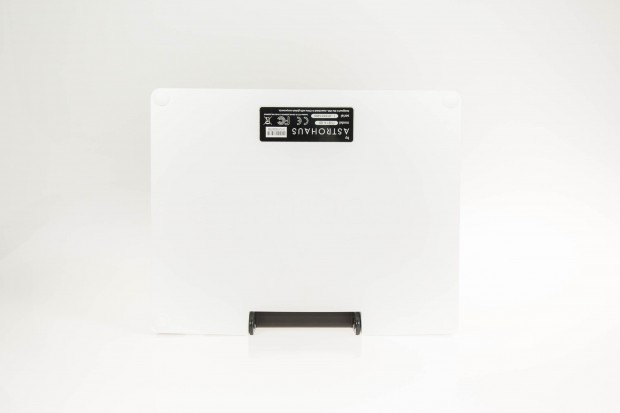 R&uuml;ckseite der Freewrite (Bild: Martin Wolf/ Golem.de)