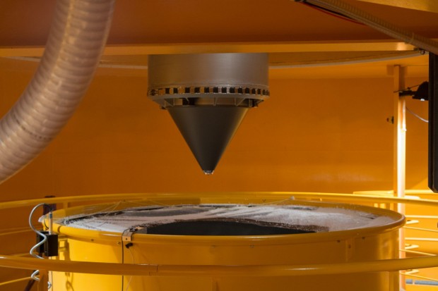 Der Konus erleichtert das Eintauchen in das Styropor. (Foto: Werner Pluta/Golem.de)