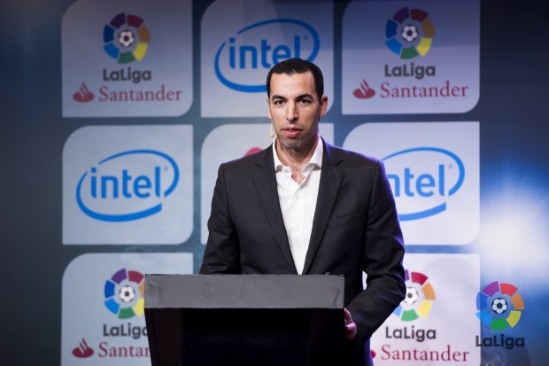 Intels CEO der Sportabteilung spricht auf der Pressekonferenz über Zukunftspläne. (Bild: Intel)