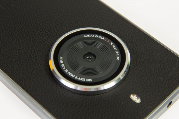 Das Objektiv ist allerdings nur Zier. (Bild: Martin Wolf/Golem.de)