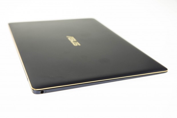 F&uuml;r Anschl&uuml;sse ... (Foto:Martin Wolf/Golem.de)