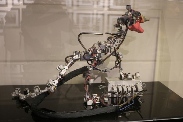 Der Tyrannosaurus Rex wurde noch mechanisch animiert. (Foto: Friedhelm Greis/Golem.de)