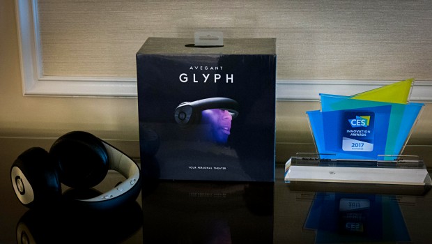 Avegant Glyph auf der CES 2017 (Foto: Marc Sauter/Golem.de)