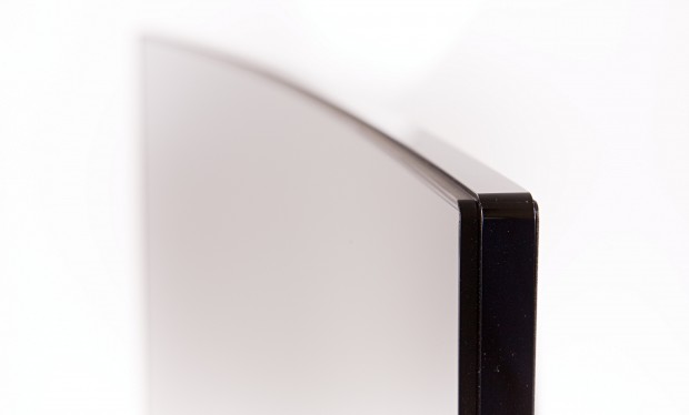 Mit 3800R ist die Krümmung recht gering (Foto: Martin Wolf/Golem.de)