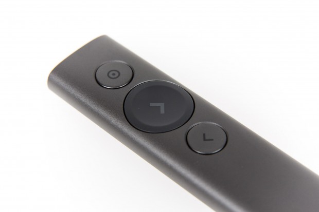 Die drei Tasten der Fernbedienung lassen sich konfigurieren. Die Standardfunktionen sind vorgegeben. (Foto: Martin Wolf / Golem.de)
