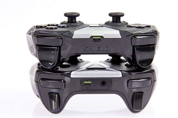 Die Schultertrigger sind ergonomischer. (Foto: Martin Wolf/Golem.de)