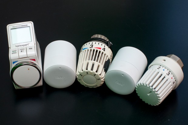 Die Tado-Steuerung im Vergleich zu dem, was wir in den letzten Jahren und Jahrzehnten verwendet haben. (Foto: Andreas Sebayang/Golem.de)