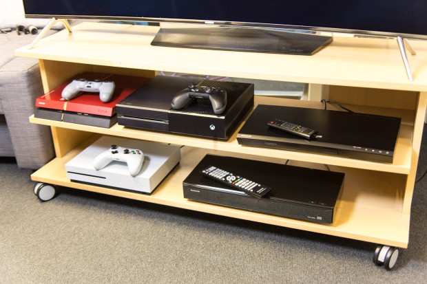 Unsere Player-Auswahl für die Softwaretests (Foto: Martin Wolf/Golem.de)