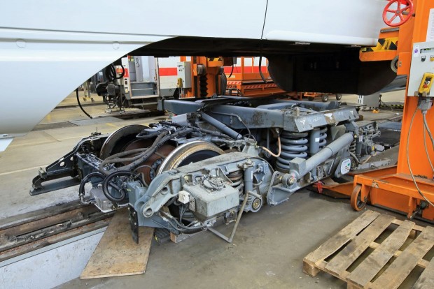 Ältere Züge müssen für ETCS umgerüstet werden. (Foto: Uwe Miethe/Deutsche Bahn)