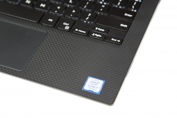 Unser Modell ist mit einem Core i7-7500U ausgestattet. (Foto: Martin Wolf/Golem.de)