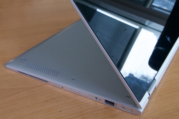 ... mit dem Fokus auf das Display. (Foto: Andreas Sebayang/Golem.de)