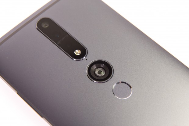 Die Hauptkamera hat 16 Megapixel. (Bild: Martin Wolf/Golem.de)
