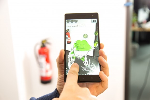 Das Phab 2 Pro von Lenovo (Bild: Martin Wolf/Golem.de)