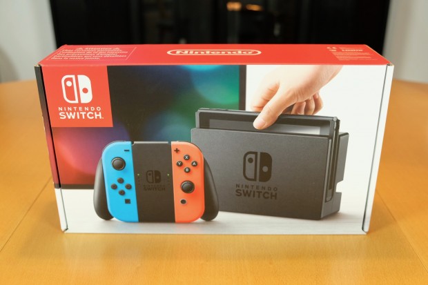 Nintendo Switch im Unboxing (Foto: Michael Wieczorek/Golem.de)