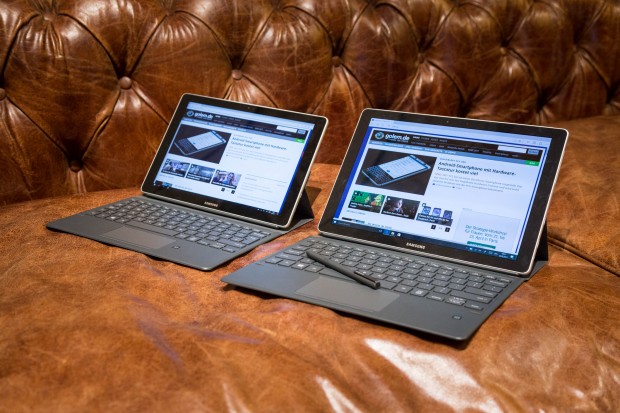 Das Galaxy Book von Samsung, links in der 10,6-Zoll-Version, rechts mit 12 Zoll großem Bildschirm. (Bild: Martin Wolf/Golem.de)