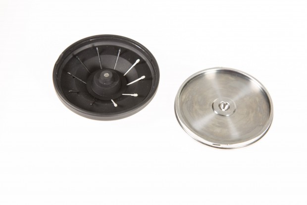 Im Stiftsockel sind Ersatzminen für den Pro Pen 2 enthalten. (Bild: Martin Wolf/Golem.de)