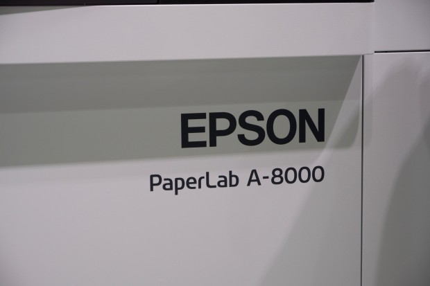 Die Paperlab mit dem Namenszusatz A-8000 (Bild: Michael Wieczorek/Golem.de)