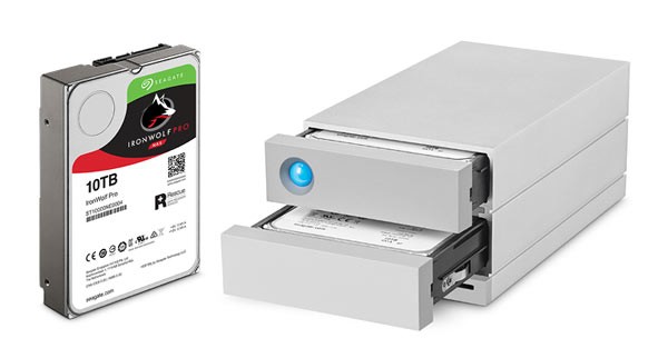 Die Festplattenschächte lassen sich ausfahren. (Bild: Lacie)