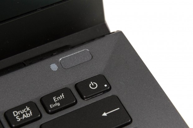Der Power-Knopf ist im Tastaturlayout integriert. (Bild: Martin Wolf/Golem.de)