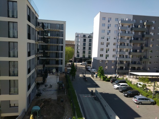 Mehr Detailzeichnung und kein st&ouml;rendes Rauschen bei der Pixel-Kamera. (Bild: Ingo Pakalski/Golem.de)