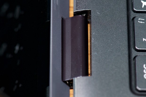 Das Gelenk des Zenbook Flip S (Foto: Andreas Sebayang/Golem.de)