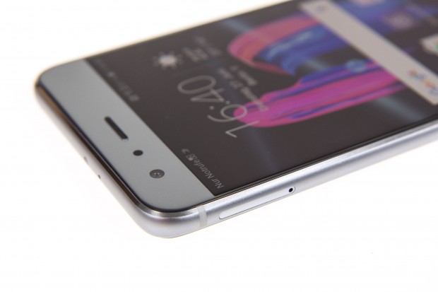 Die Frontkamera hat 8 Megapixel. (Bild: Martin Wolf/Golem.de)