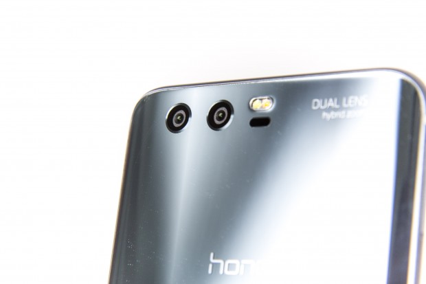 Honor 9 ist mit einer Dual-Kamera ausgestattet. (Bild: Martin Wolf/Golem.de)