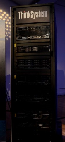 Neues Thinksystem (Foto: Nico Ernst)