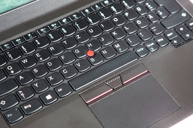 Der charakteristische Trackpoint und das Touchpad (Bild: Martin Wolf/Golem.de)