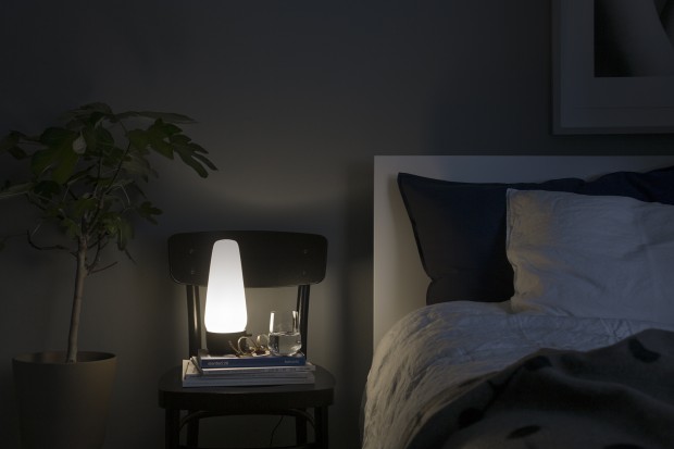 Covi-Tischlampe (Bild: Senic)