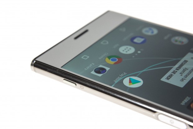 Xperia XZ Premium hat ein Display mit sehr hoher Auflösung. (Bild: Martin Wolf/Golem.de)