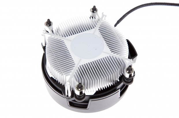 Er nutzt einen Aluminium-Kern. (Foto: Martin Wolf/Golem.de)