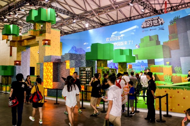 Am wenig interaktiven Stand von Minecraft war nicht so viel los... (Foto: P. Steinlechner / Golem.de)