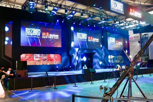 Der Stand von Blizzard kurz vor Schluss - sonst war hier viel los. (Foto: P. Steinlechner / Golem.de)