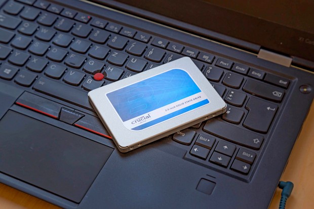Crucial BX300 (Foto: Martin Wolf/Golem.de)
