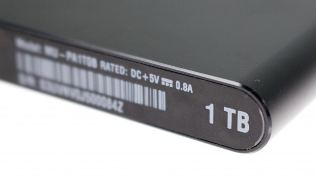 1 und 2 TByte gibt es mit schwarzem Geh&auml;use. (Foto: Marc Sauter/Golem.de)