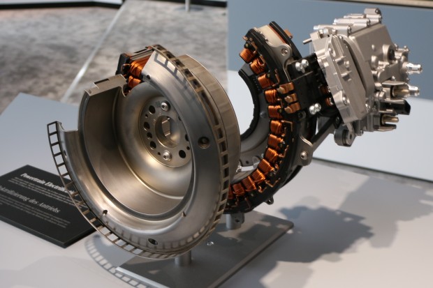 Daimler Ist Stolz Auf Den Mildhybrid Mercedes S Klasse Im Test Das Selbstfahrende Auto Ist Schon Sehr Nahe Golem De