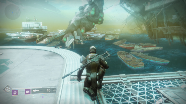 Auf dem Saturnmond Titan schwappt ein riesiger Ozean. (Screenshot: Golem.de / Bild: Activision)