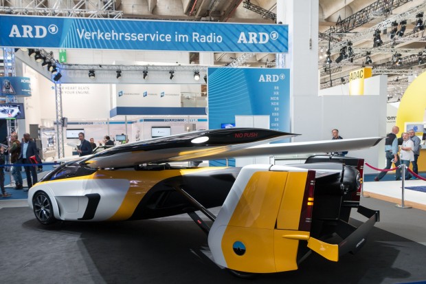 ... in ein Straßenfahrzeug umzuwandeln. (Foto: Werner Pluta/Golem.de)