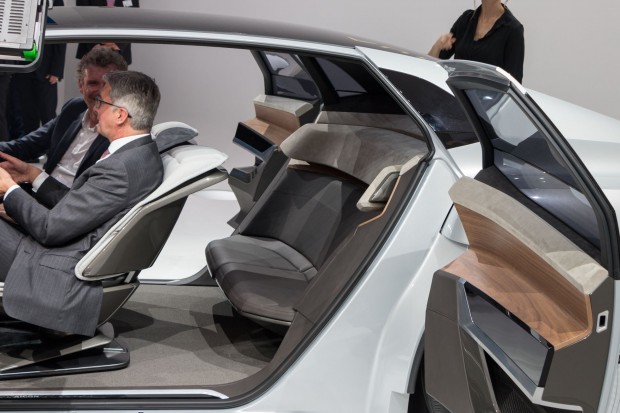 Audis Vision für das fahrerlose Fahren ist luxuriös. (Foto: Werner Pluta/Golem.de)