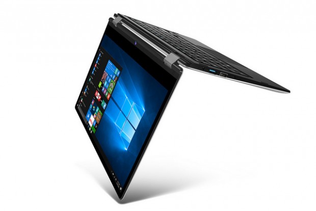 Medion Akoya 3216 (Bild: Medion)